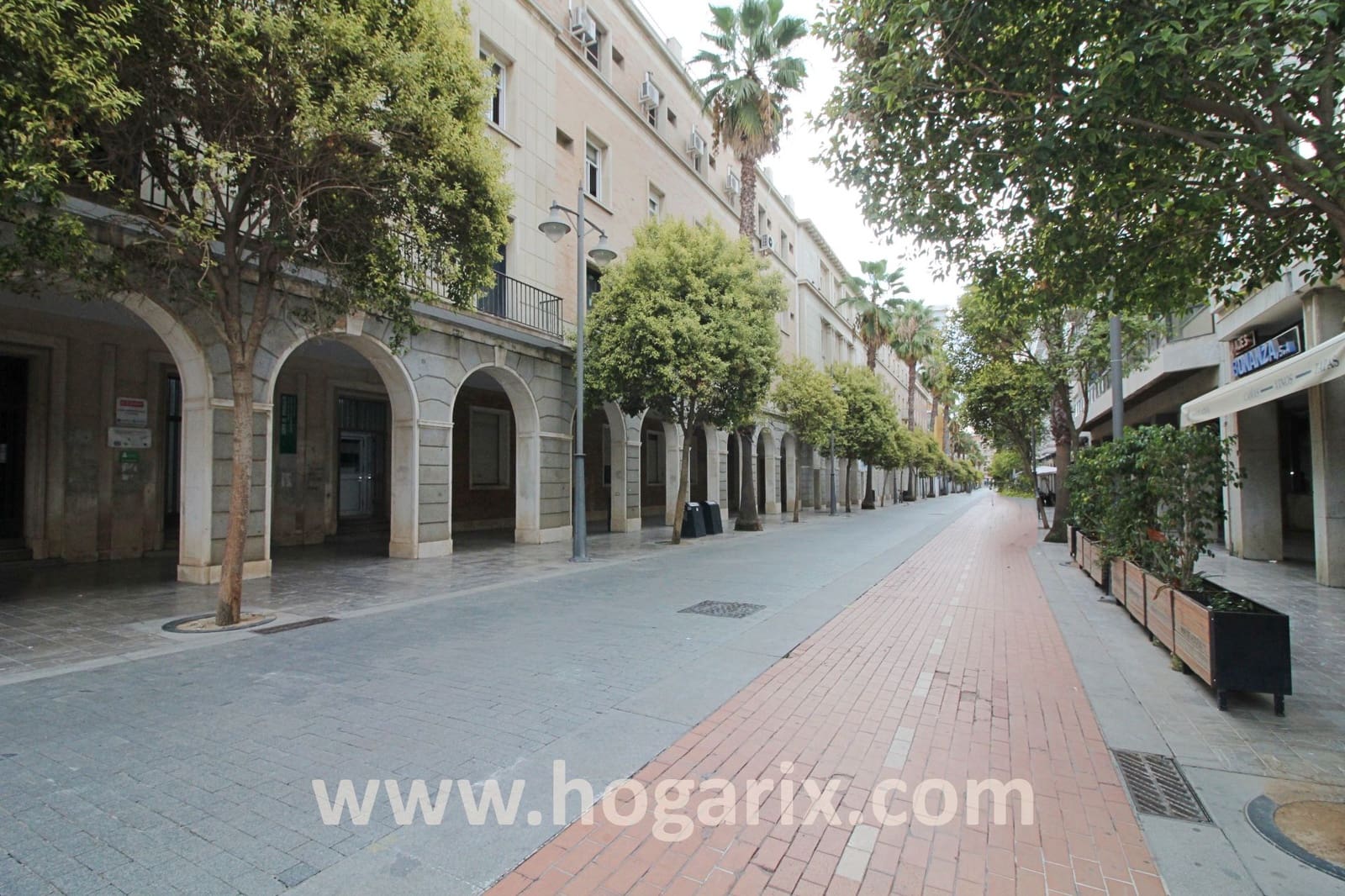 Office for rent in Huelva city - € 650 (Ref: 9720382)