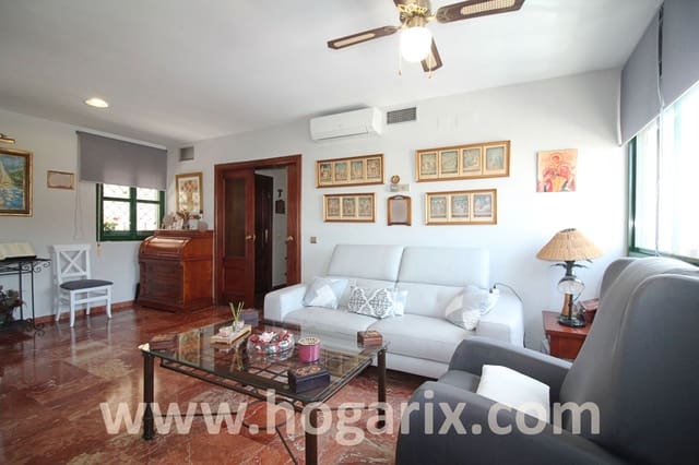 6 soverom Kjedet enebolig til salgs i Huelva by - € 325 000 (Ref: 9720384)