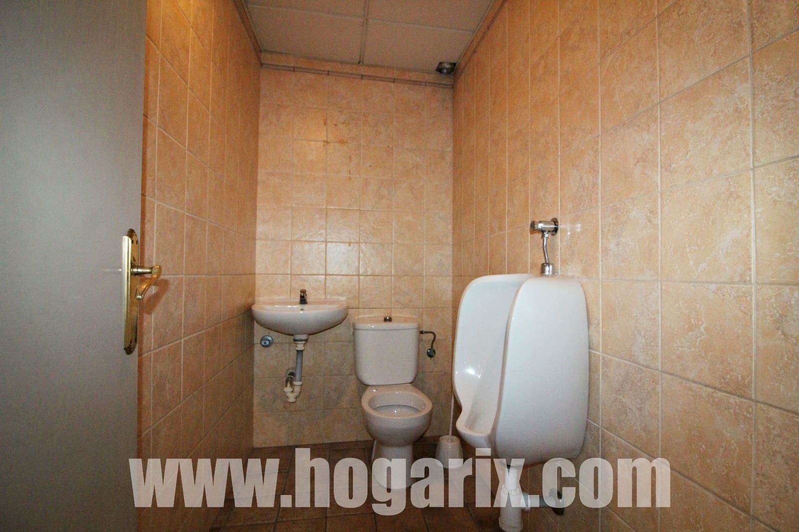 Commercial for rent in Huelva city - € 800 (Ref: 9720386)