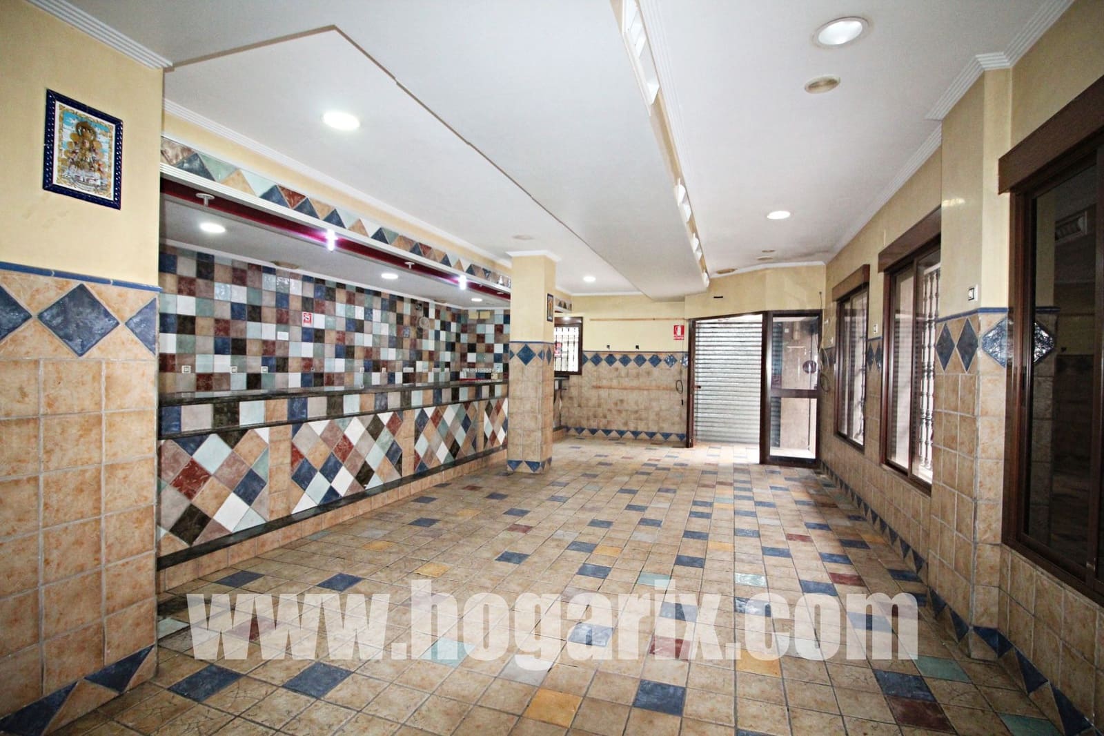 Commercial for rent in Huelva city - € 800 (Ref: 9720386)