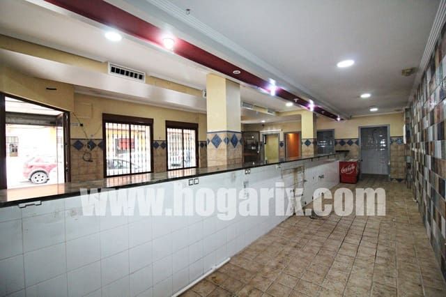 Commercieel te huur in Huelva stad - € 800 (Ref: 9720386)