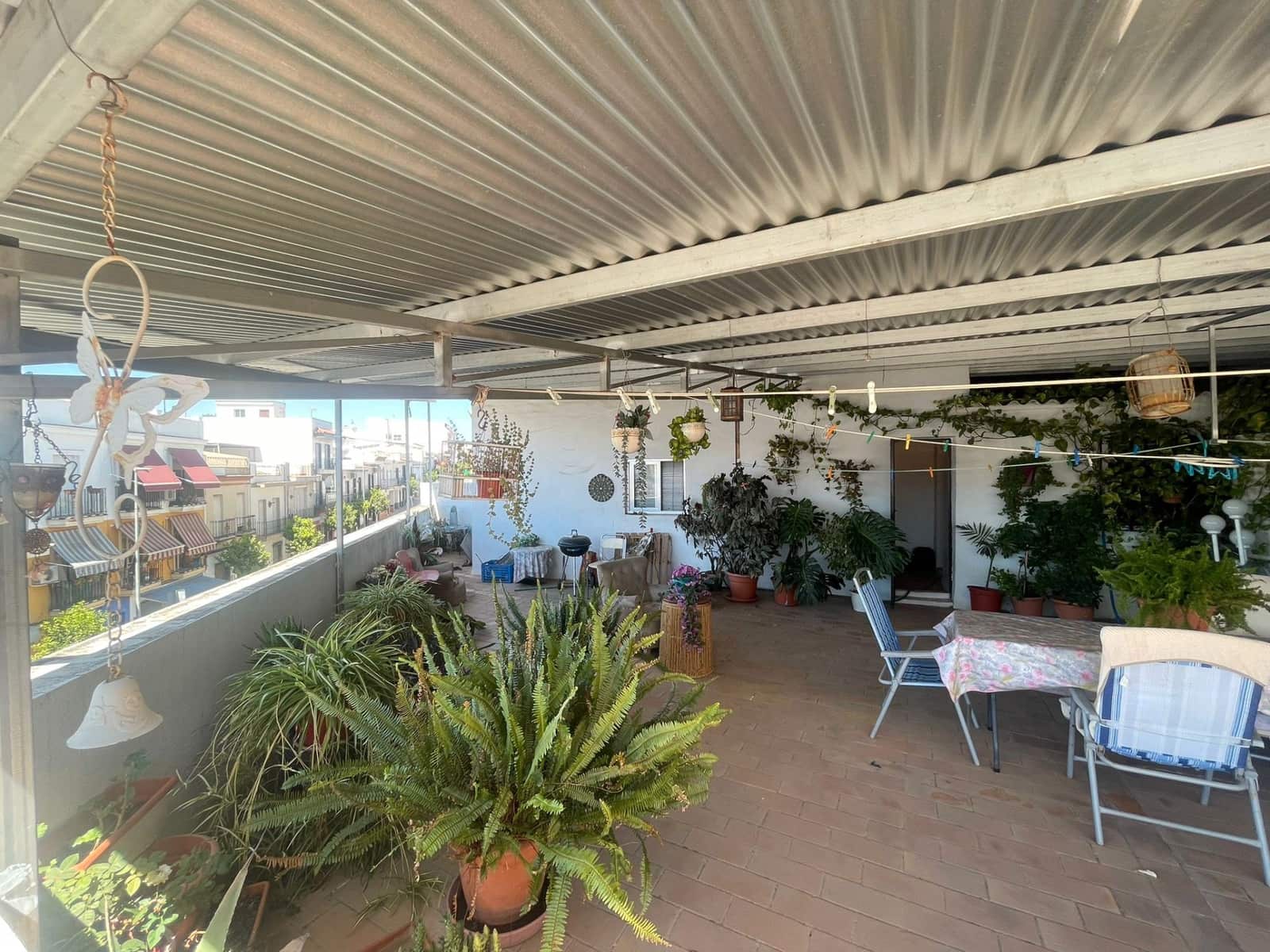 Apartment for sale in Bollullos Par del Condado - € 290,000 (Ref: 9720388)