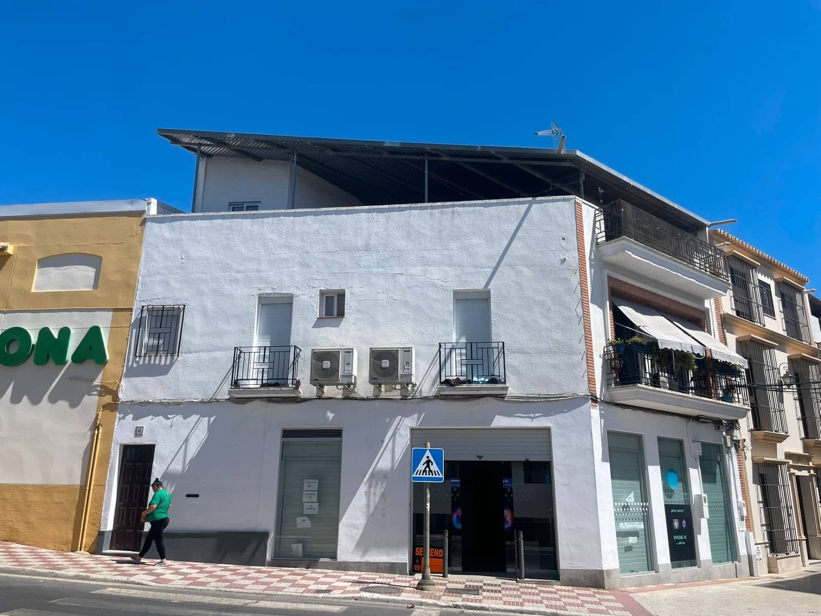 Apartment for sale in Bollullos Par del Condado - € 290,000 (Ref: 9720388)