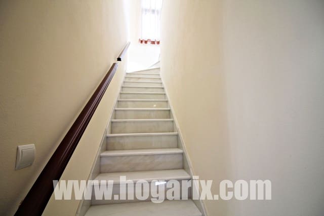 Omakotitalo myytävänä paikassa Moguer - 689 900 € (Ref: 9720389)