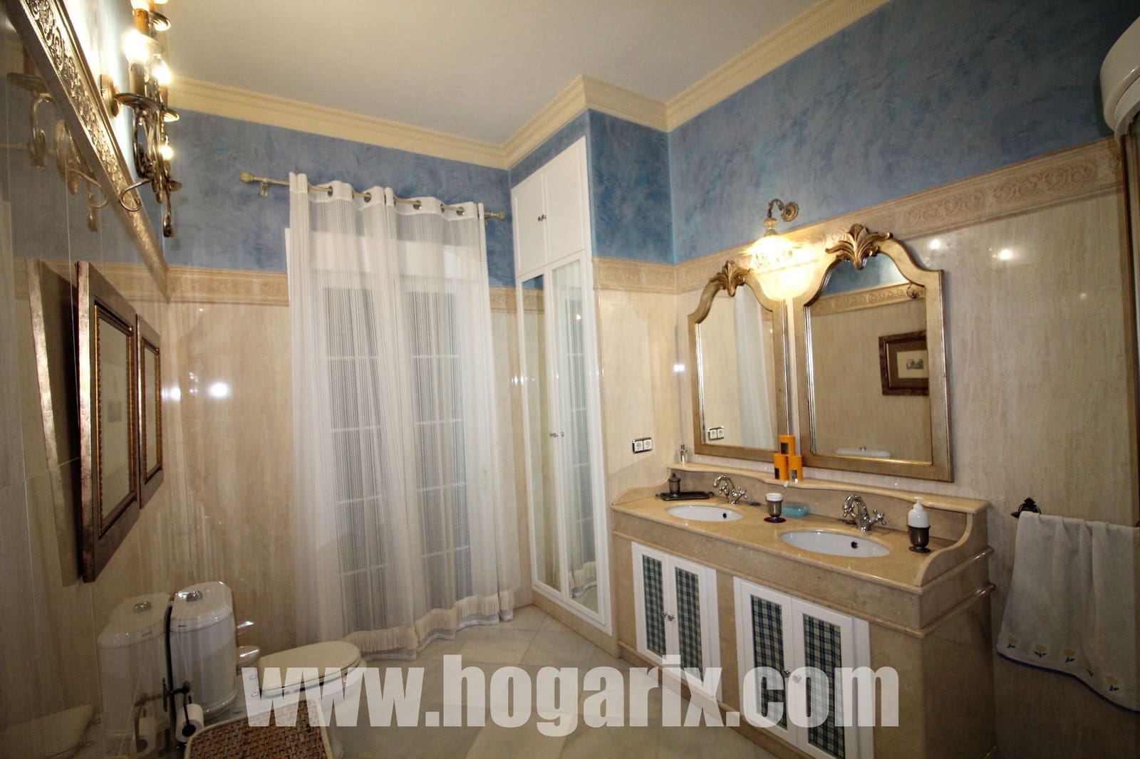 Townhouse for sale in Moguer - € 689,900 (Ref: 9720389)