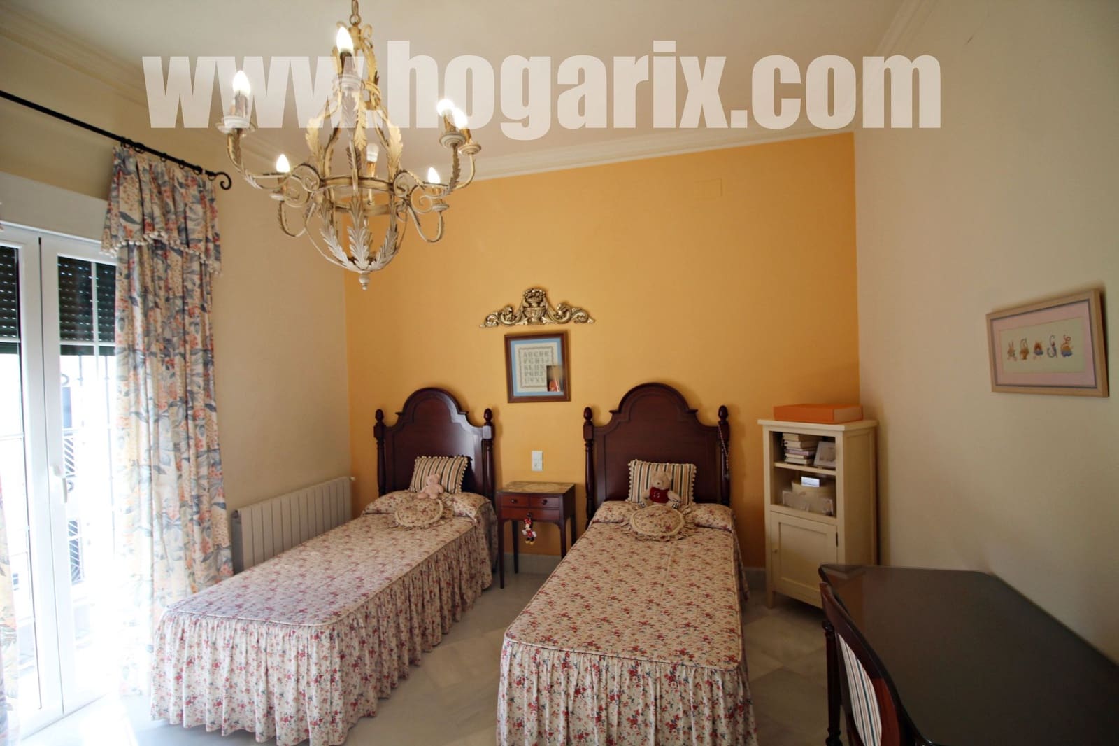 Townhouse for sale in Moguer - € 689,900 (Ref: 9720389)