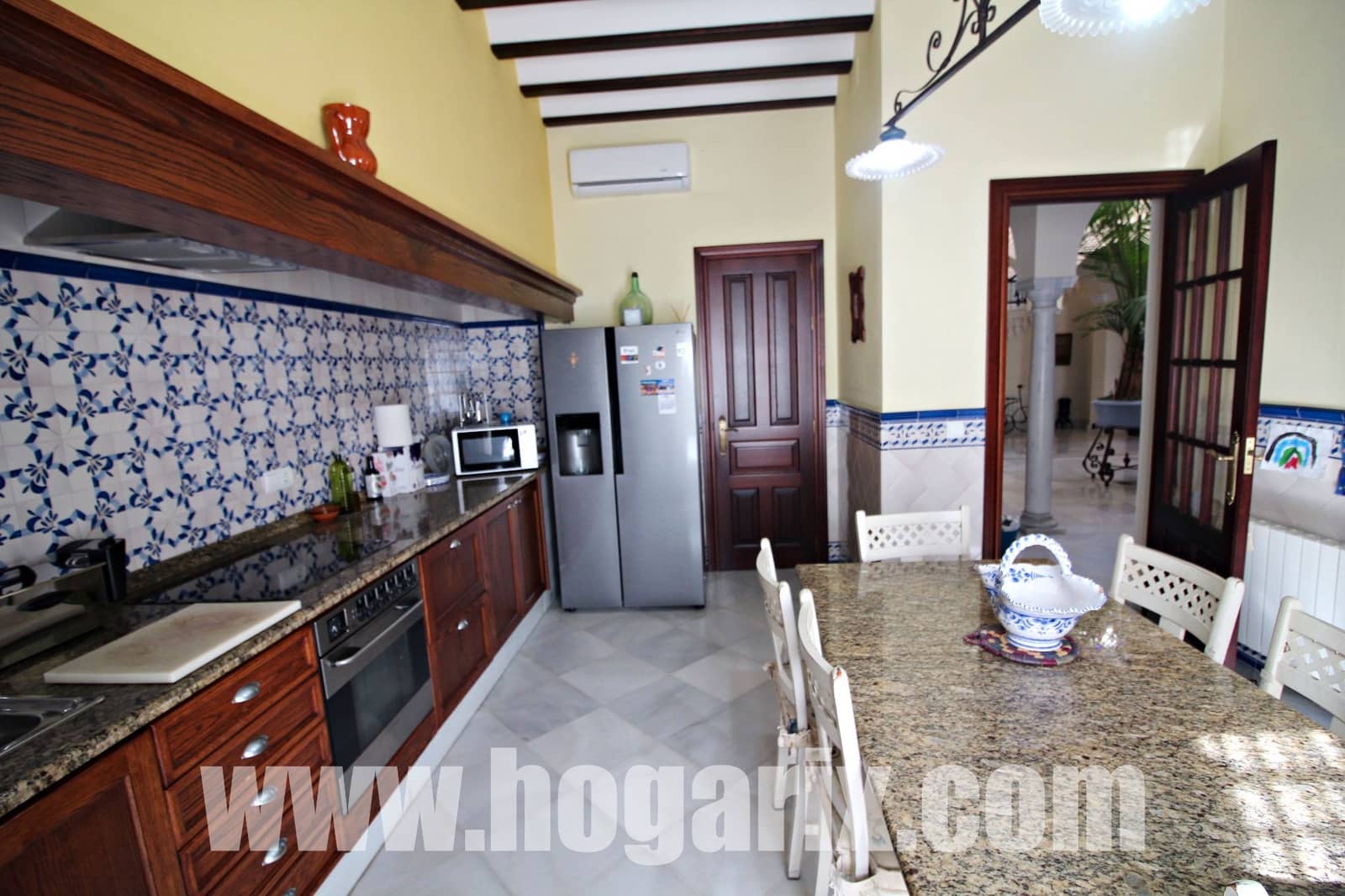 Townhouse for sale in Moguer - € 689,900 (Ref: 9720389)