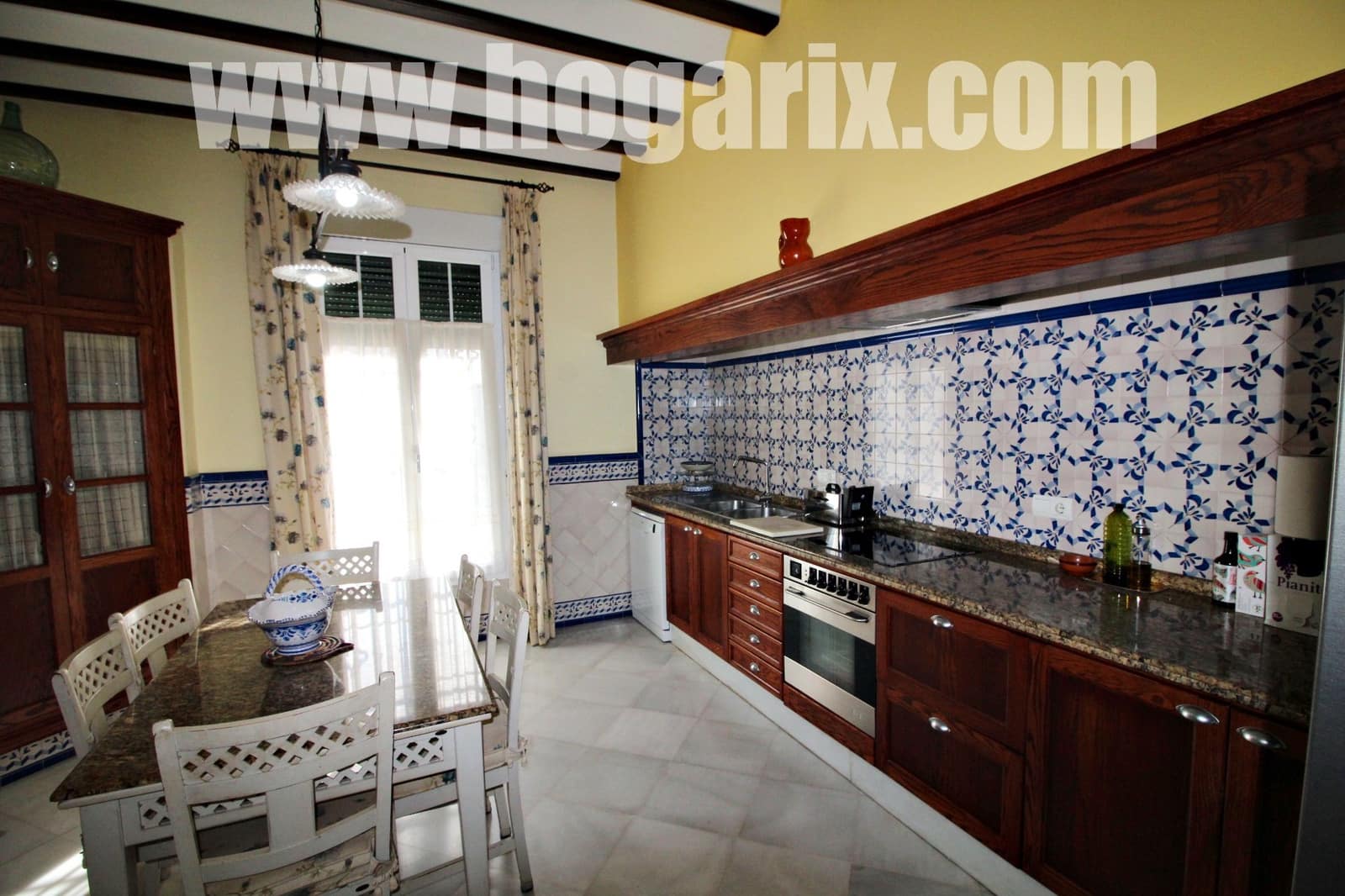 Townhouse for sale in Moguer - € 689,900 (Ref: 9720389)