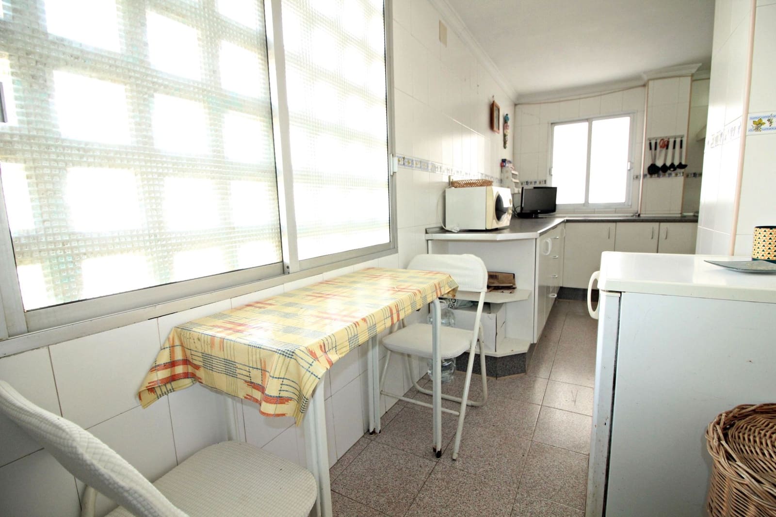 4 bedroom Flat for sale in Huelva city - € 179,900 (Ref: 9720393)
