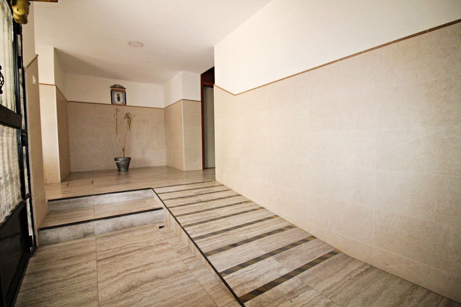 4 bedroom Flat for sale in Huelva city - € 179,900 (Ref: 9720393)