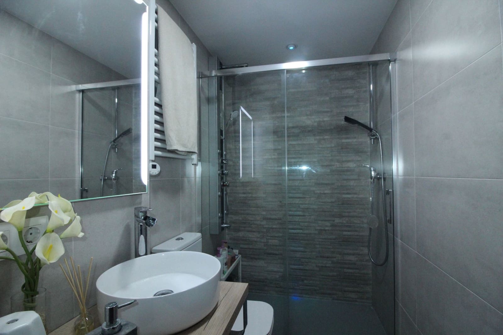 3 bedroom Flat for sale in Huelva city with garage - € 196,900 (Ref: 9720395)