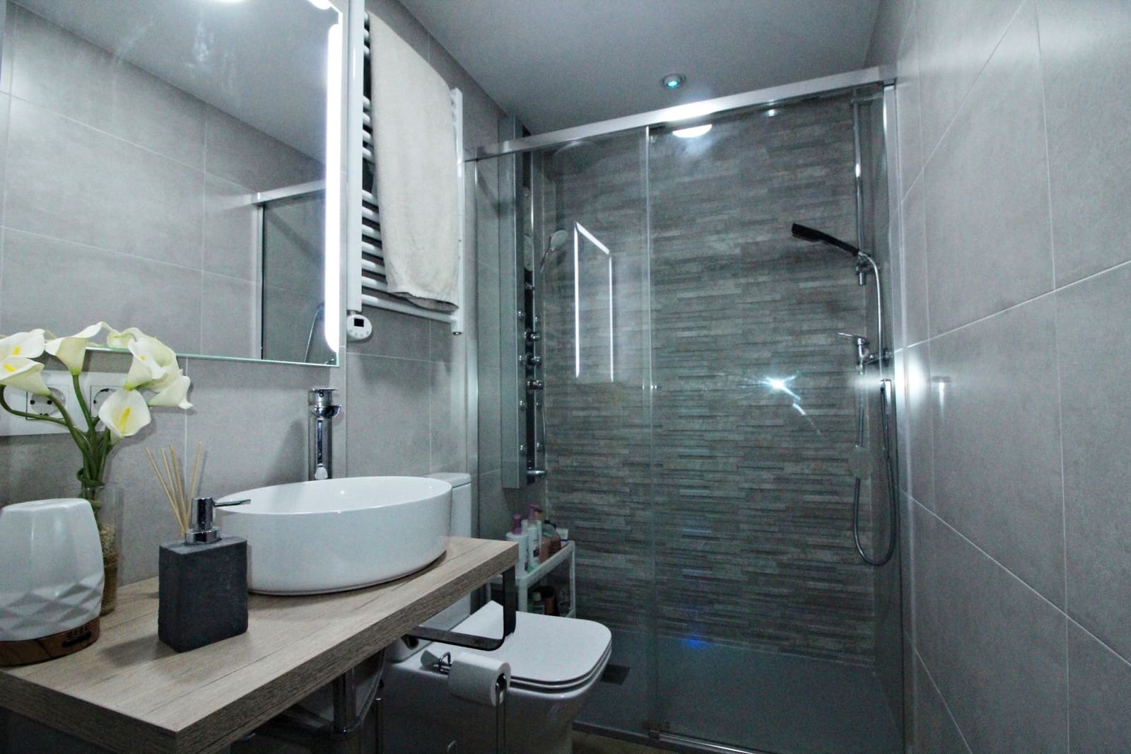 3 bedroom Flat for sale in Huelva city with garage - € 196,900 (Ref: 9720395)