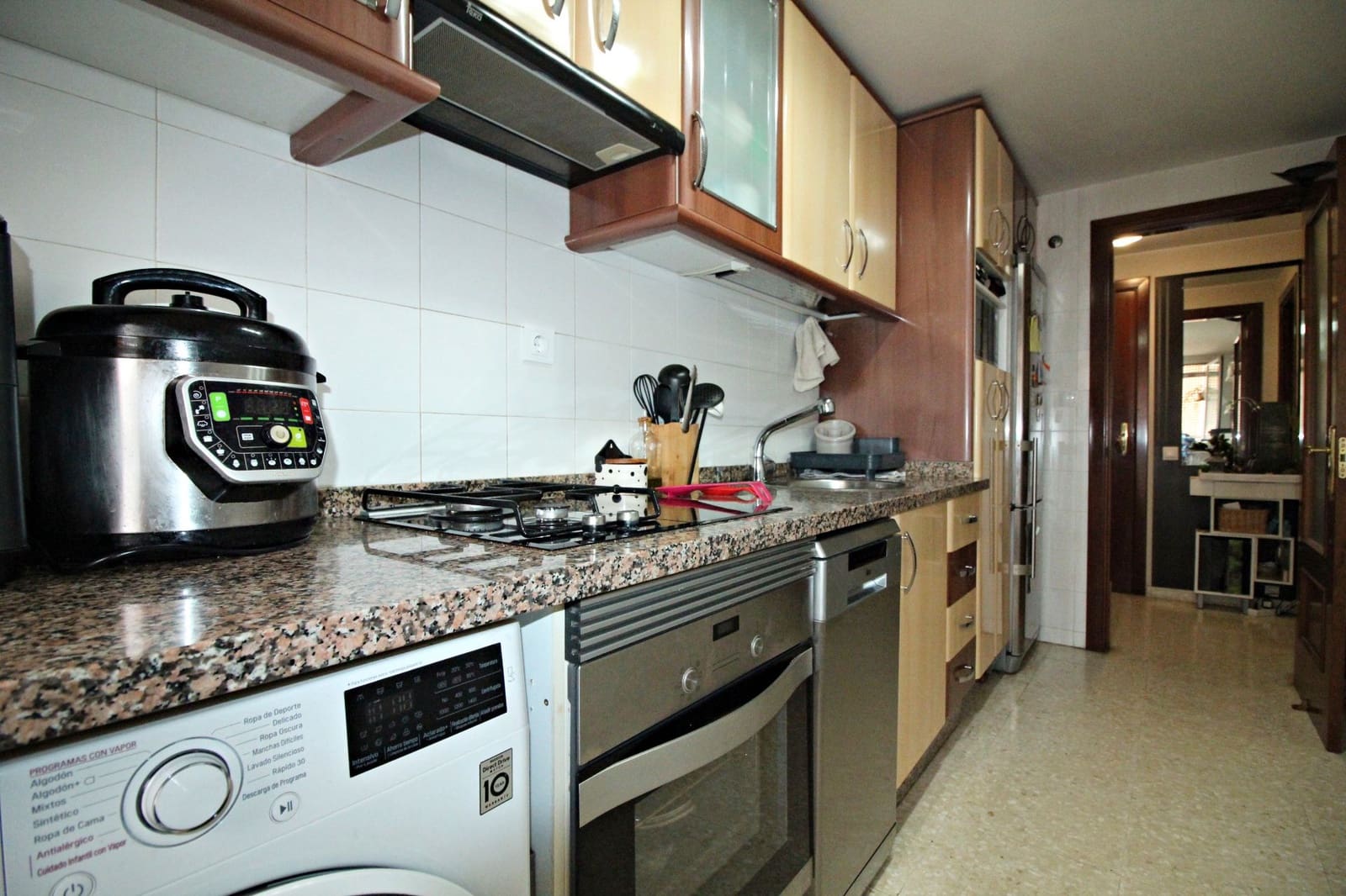3 bedroom Flat for sale in Huelva city with garage - € 196,900 (Ref: 9720395)