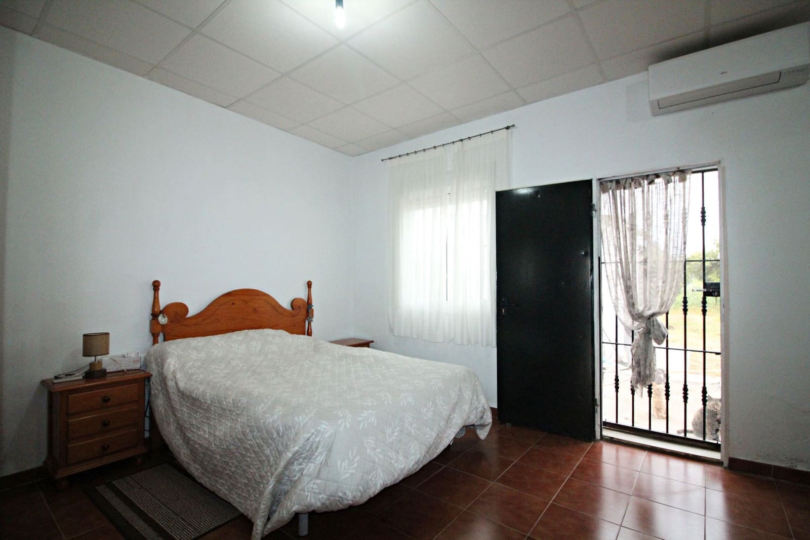 Finca/Country House for sale in Gibraleon - € 76,000 (Ref: 9720396)