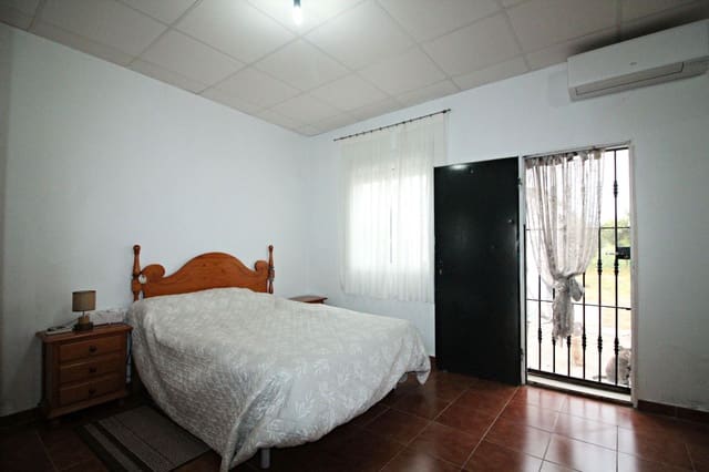 Finca/Casa Rural en Gibraleón en venta - 76.000 € (Ref: 9720396)