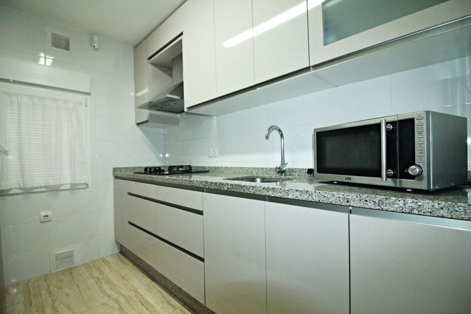 3 bedroom Flat for sale in Huelva city - € 105,900 (Ref: 9720840)