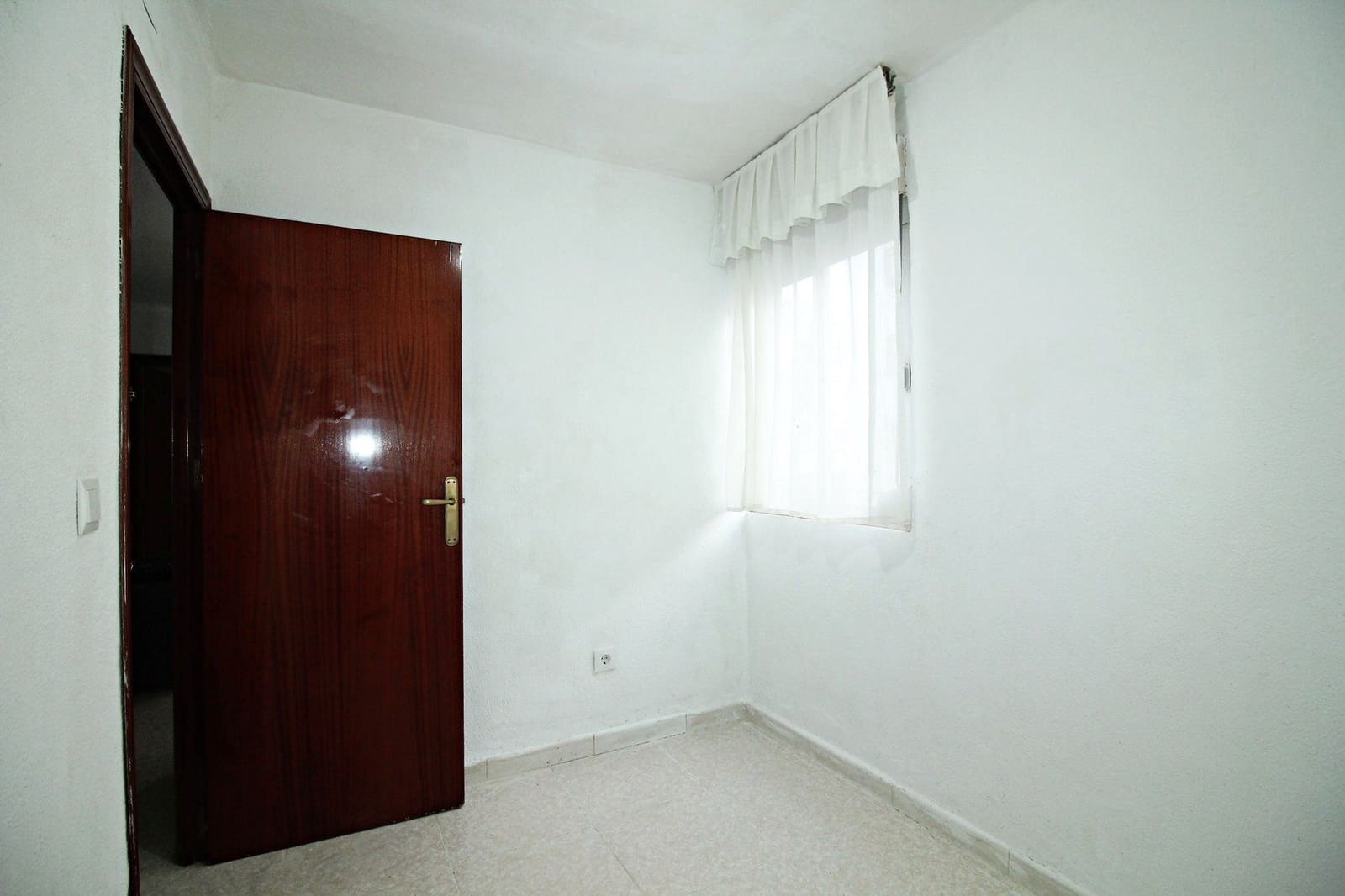 3 bedroom Flat for sale in Huelva city - € 105,900 (Ref: 9720840)