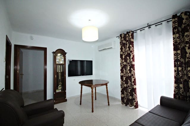 3 bedroom Flat for sale in Huelva city - € 105,900 (Ref: 9720840)