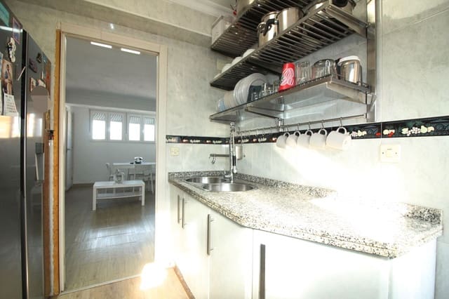 4 bedroom Flat for sale in Huelva city - € 154,900 (Ref: 9730827)