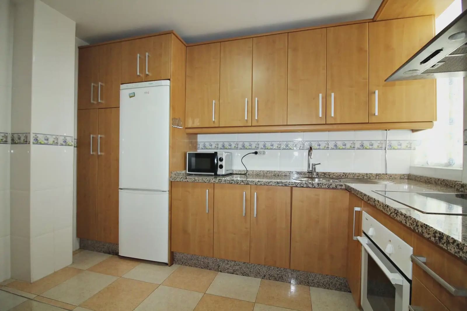 4 soveværelse Lejlighed til salg i Huelva by - € 169.900 (Ref: 9752508)