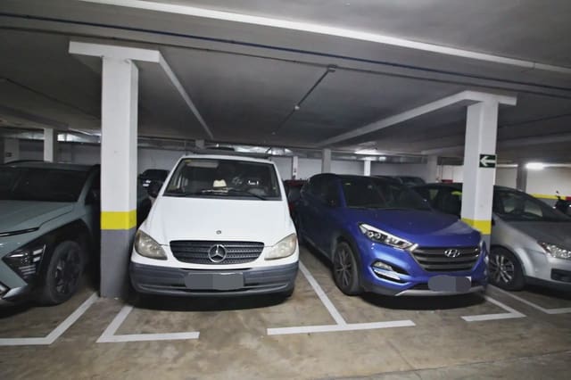 Garage te koop in Huelva stad - € 12.900 (Ref: 9761569)