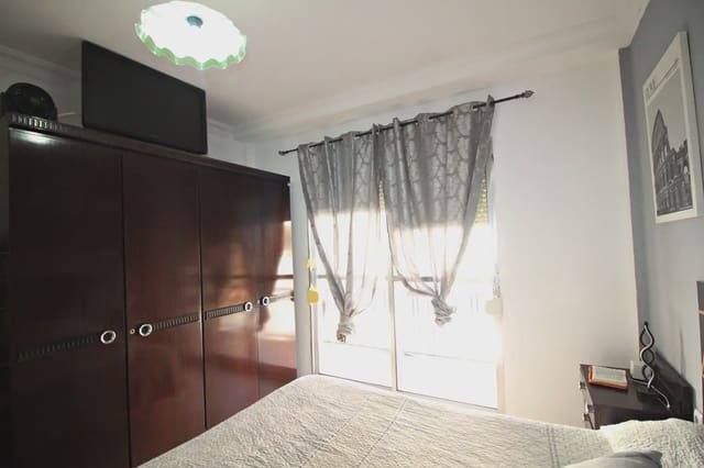 2 chambre Appartement à vendre à Huelva ville - 105 000 € (Ref: 9787732)