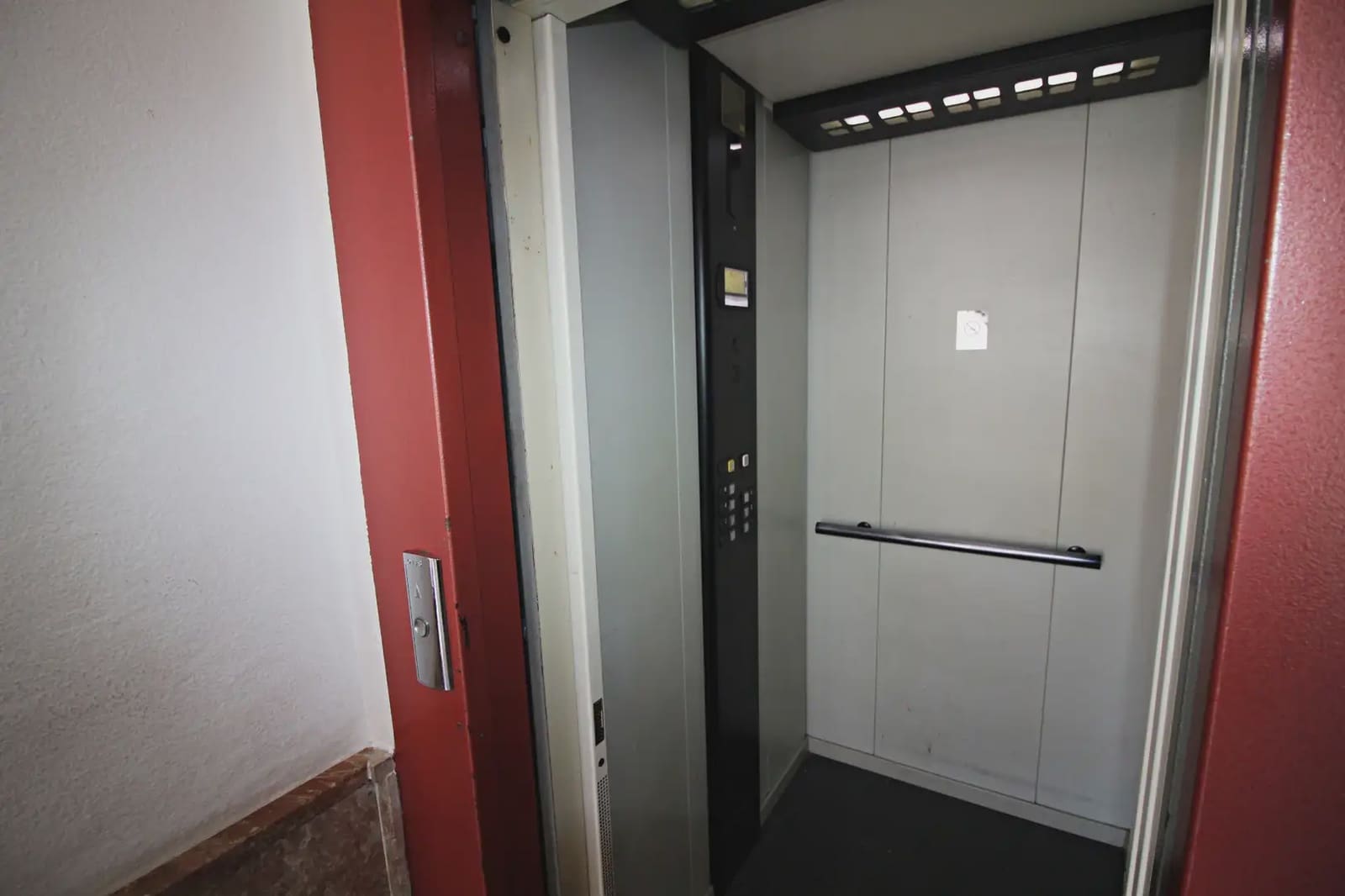 3 soveværelse Lejlighed til salg i Huelva by - € 179.900 (Ref: 9815205)