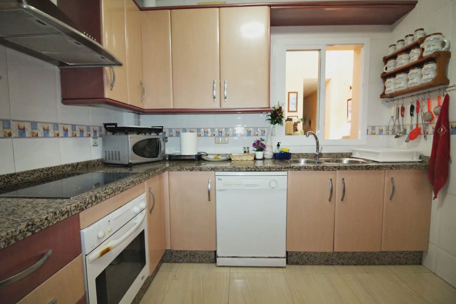 Piso de 3 habitaciones en Almonte en venta - 157.500 € (Ref: 9821675)