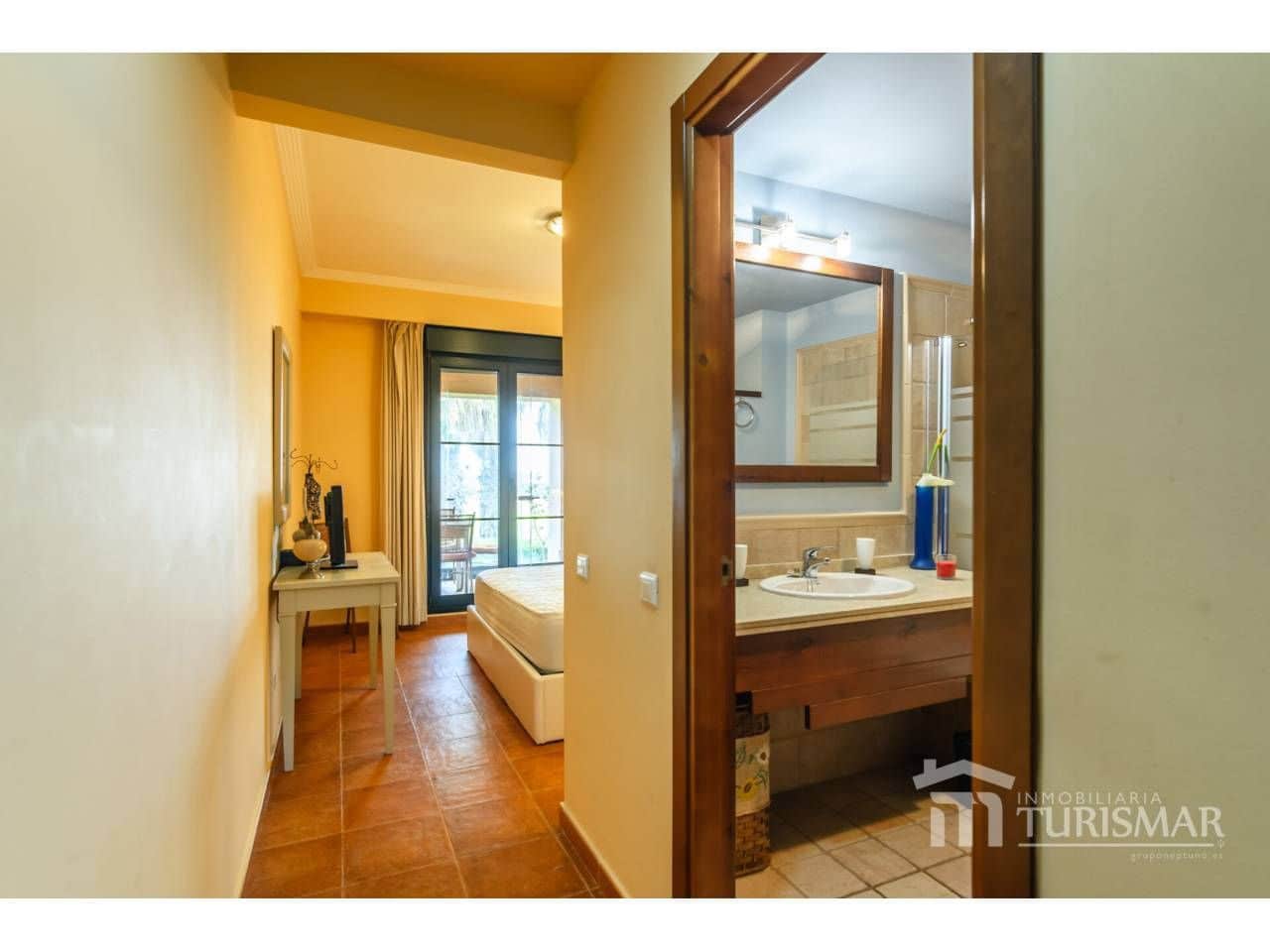 2 makuuhuone Asunto myytävänä paikassa Ayamonte mukana uima-altaan 
autotalli - 268 000 € (Ref: 9443569)