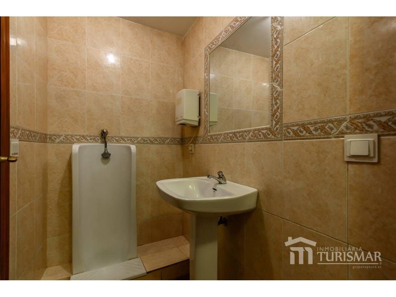 Commercial for sale in Ayamonte - € 520,000 (Ref: 9443572)