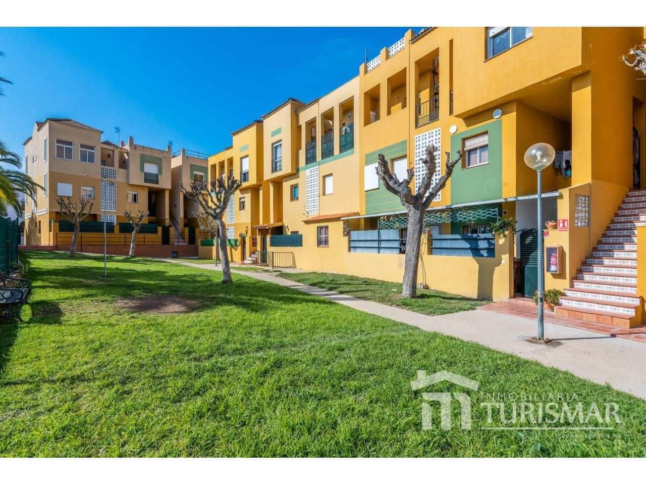 3 bedroom Flat for sale in Lepe - € 134,000 (Ref: 9443575)