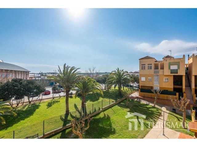 Piso de 3 habitaciones en Lepe en venta - 134.000 € (Ref: 9443575)