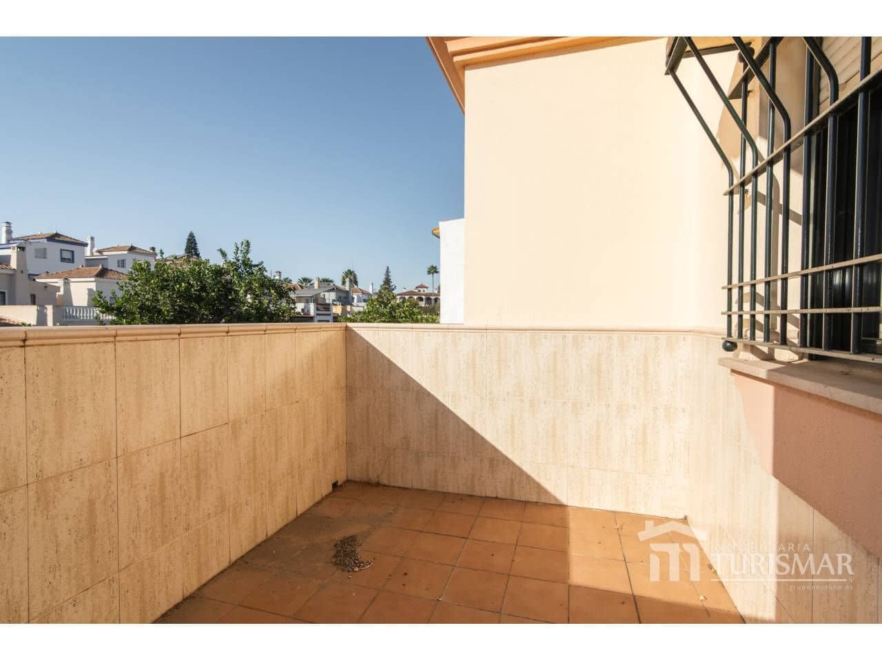 5 bedroom Terraced Villa for sale in Ayamonte - € 365,000 (Ref: 9443577)