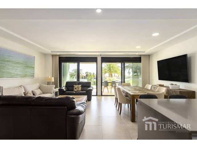 4 soverom Strandleiligheter til salgs i Ayamonte med svømmebasseng garasje - € 750 000 (Ref: 9443579)