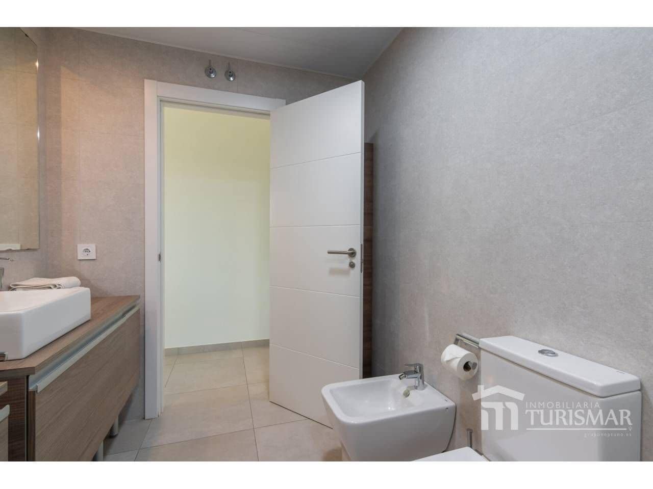 4 bedroom Beach Apartment for sale in Ayamonte with pool garage - € 750,000 (Ref: 9443579)