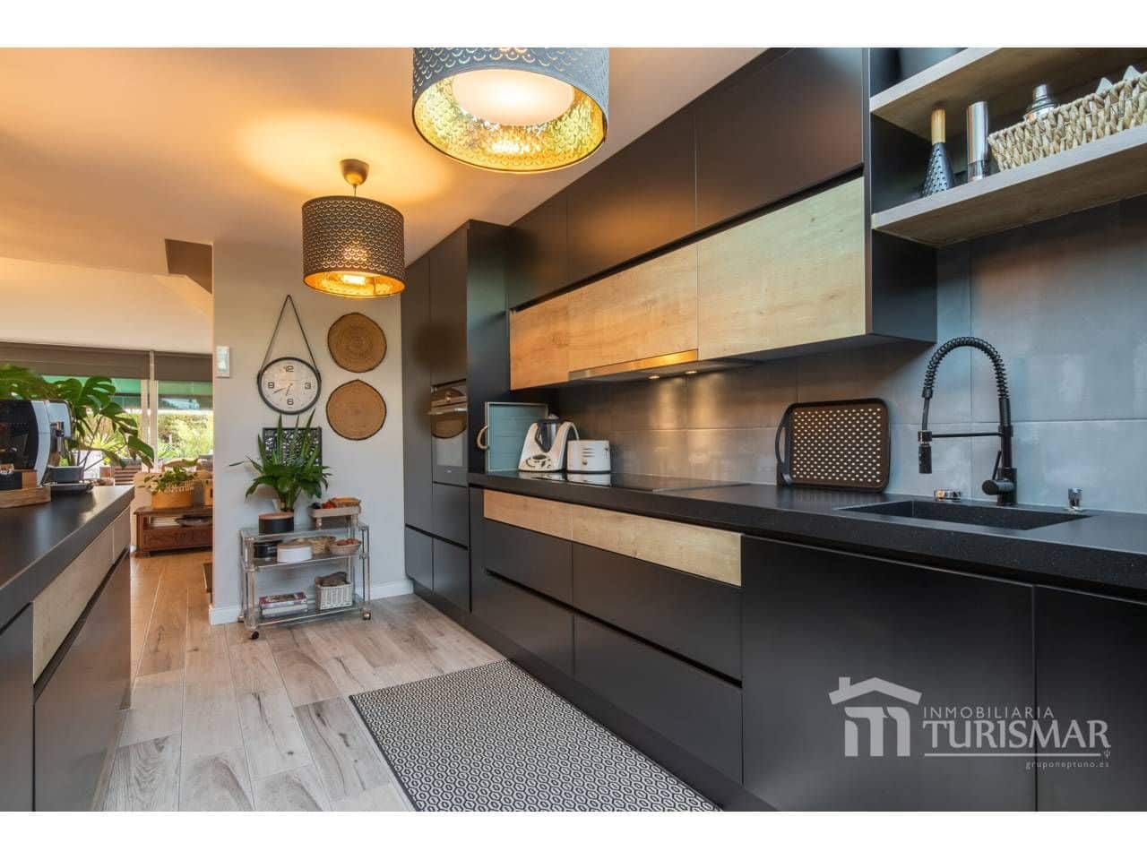 Adosado de 3 habitaciones en Ayamonte en venta con piscina garaje - 414.000 € (Ref: 9443582)