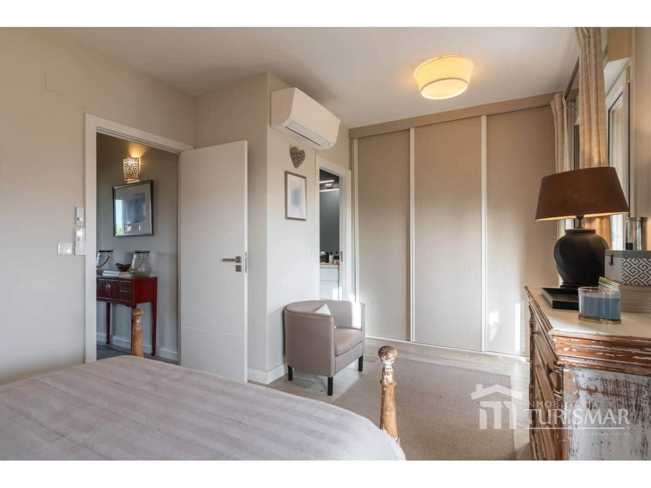 Adosado de 3 habitaciones en Ayamonte en venta con piscina garaje - 414.000 € (Ref: 9443582)