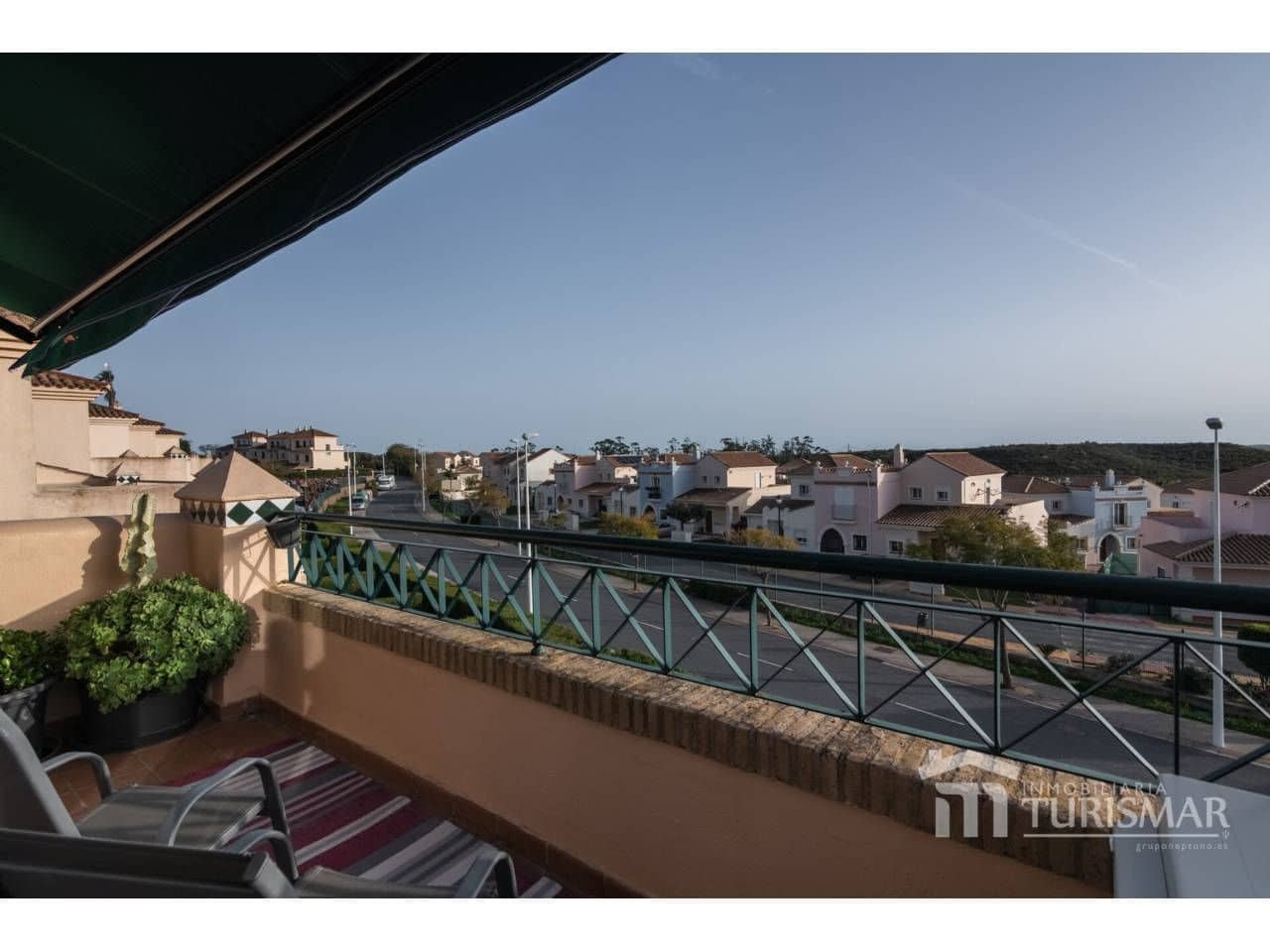 Adosado de 3 habitaciones en Ayamonte en venta con piscina garaje - 414.000 € (Ref: 9443582)