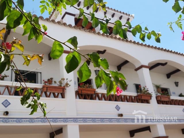 6 makuuhuone Huvila myytävänä paikassa Ayamonte mukana uima-altaan 
autotalli - 1 299 000 € (Ref: 9443583)