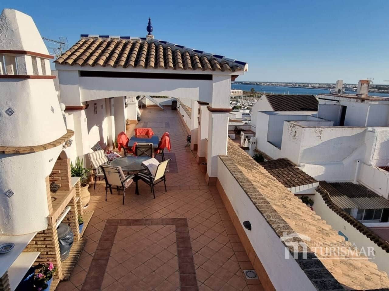 6 makuuhuone Huvila myytävänä paikassa Ayamonte mukana uima-altaan 
autotalli - 1 299 000 € (Ref: 9443583)