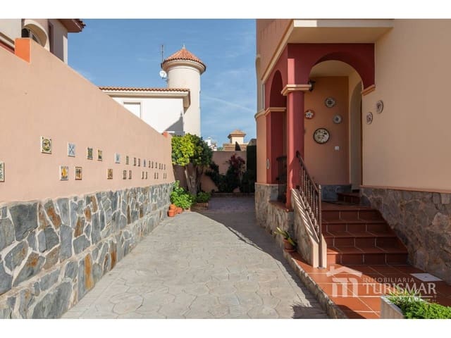 4 camera da letto Villa in vendita in Ayamonte con garage - 299.000 € (Rif: 9443584)