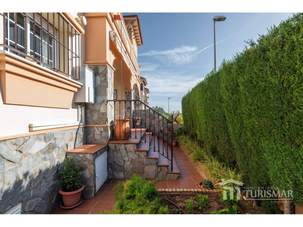 4 slaapkamer Villa te koop in Ayamonte met garage - € 299.000 (Ref: 9443584)