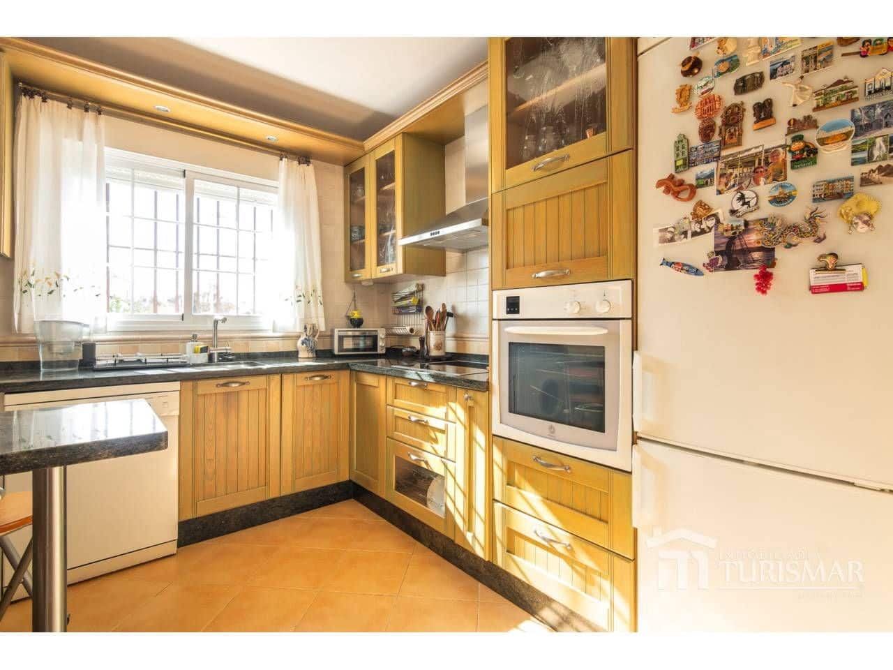 4 slaapkamer Villa te koop in Ayamonte met garage - € 299.000 (Ref: 9443584)