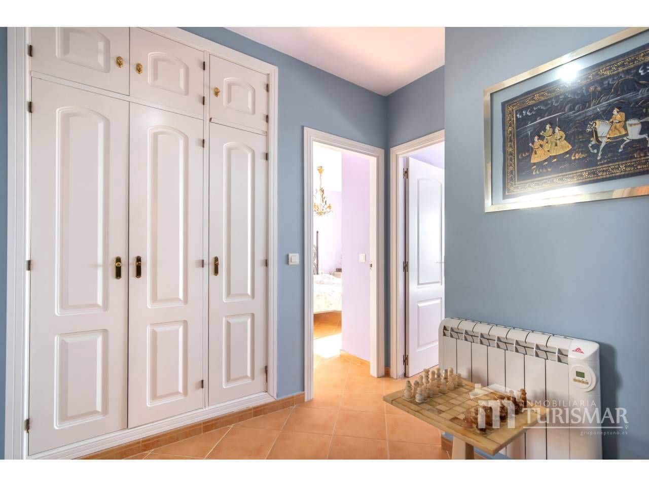 4 slaapkamer Villa te koop in Ayamonte met garage - € 299.000 (Ref: 9443584)