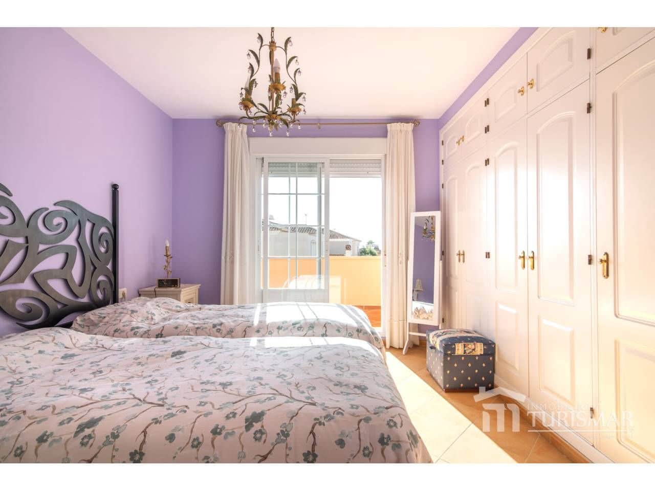 4 slaapkamer Villa te koop in Ayamonte met garage - € 299.000 (Ref: 9443584)