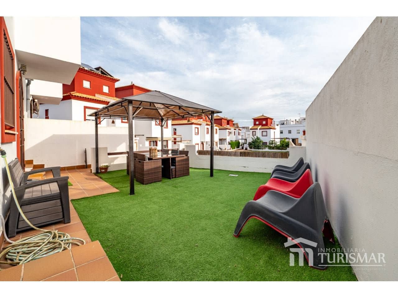 Pareado de 4 habitaciones en Ayamonte en venta con piscina garaje - 369.000 € (Ref: 9443585)