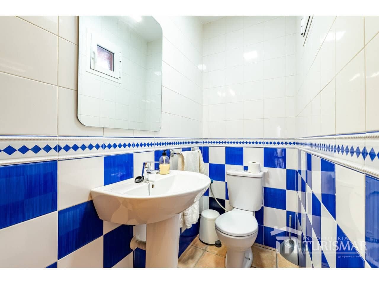 Pareado de 4 habitaciones en Ayamonte en venta con piscina garaje - 369.000 € (Ref: 9443585)