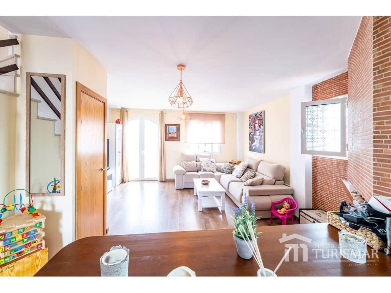 Pareado de 4 habitaciones en Ayamonte en venta con piscina garaje - 369.000 € (Ref: 9443585)