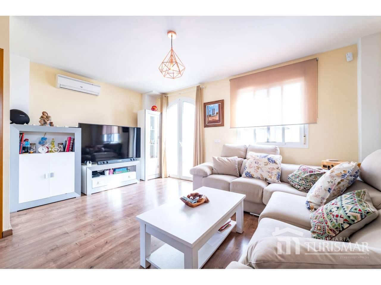 Pareado de 4 habitaciones en Ayamonte en venta con piscina garaje - 369.000 € (Ref: 9443585)