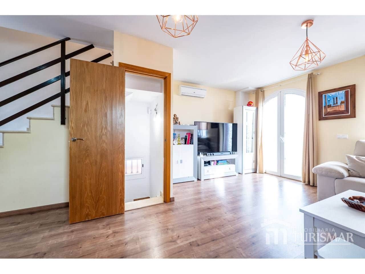 Pareado de 4 habitaciones en Ayamonte en venta con piscina garaje - 369.000 € (Ref: 9443585)